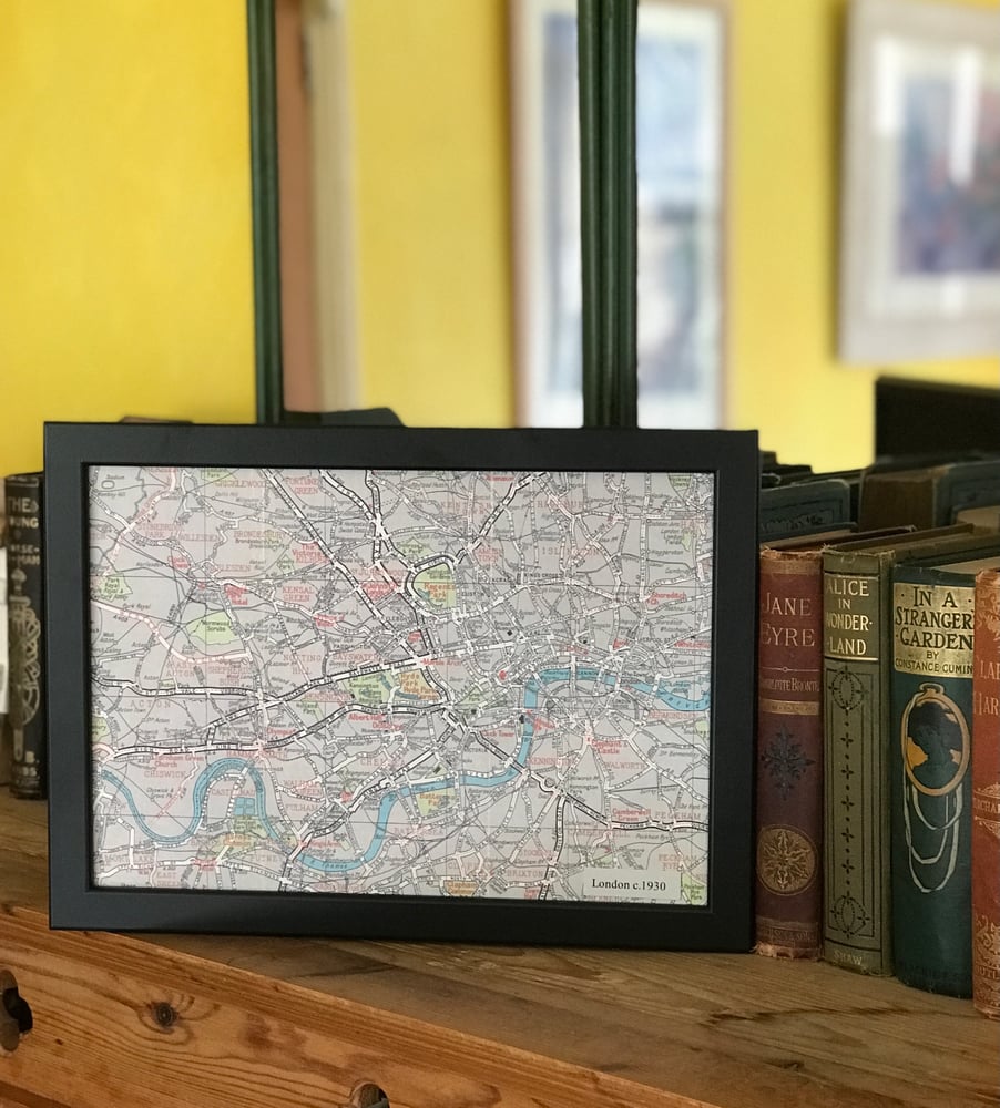 Image of London c.1930, framed (repro) map