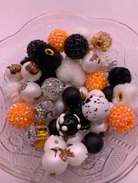Image 4 of Orange Bird Beads 