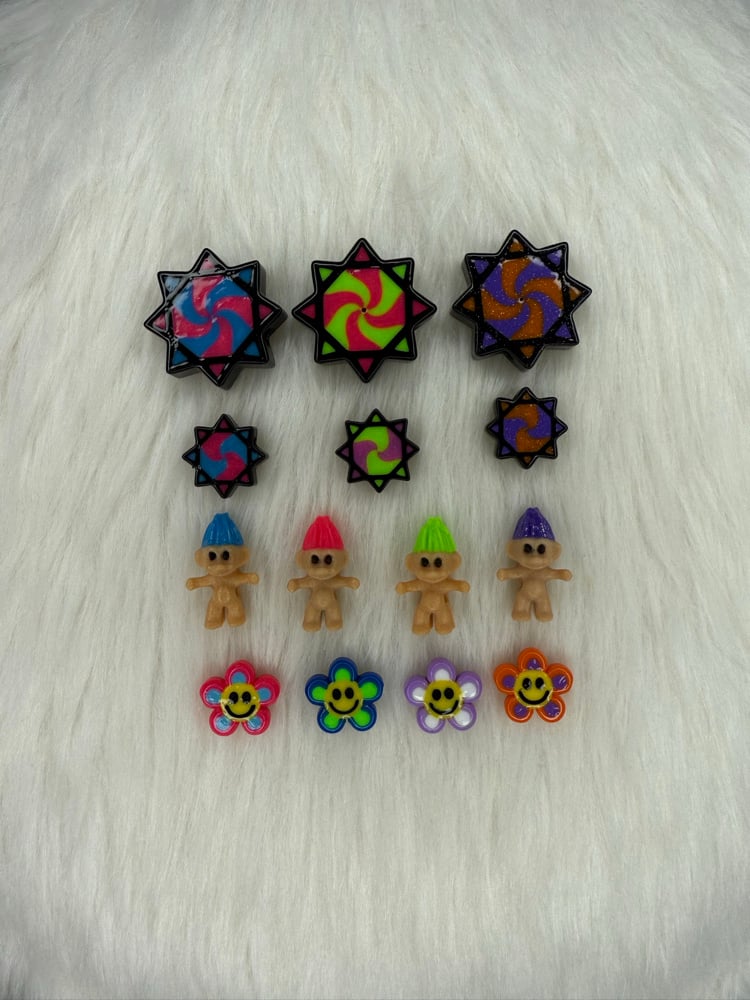 Image of Customizable EDM Artist Ruffle Necklace