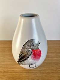 Image 4 of Scarlet Robin Vase