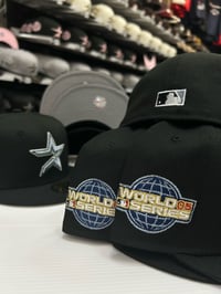 Image 3 of New Era 59Fifty Black Mettalic Blue Grey - Grey UV
