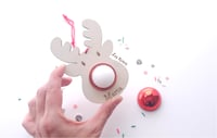 Image 2 of Reno Navideño con Bálsamo Labial Vainilla