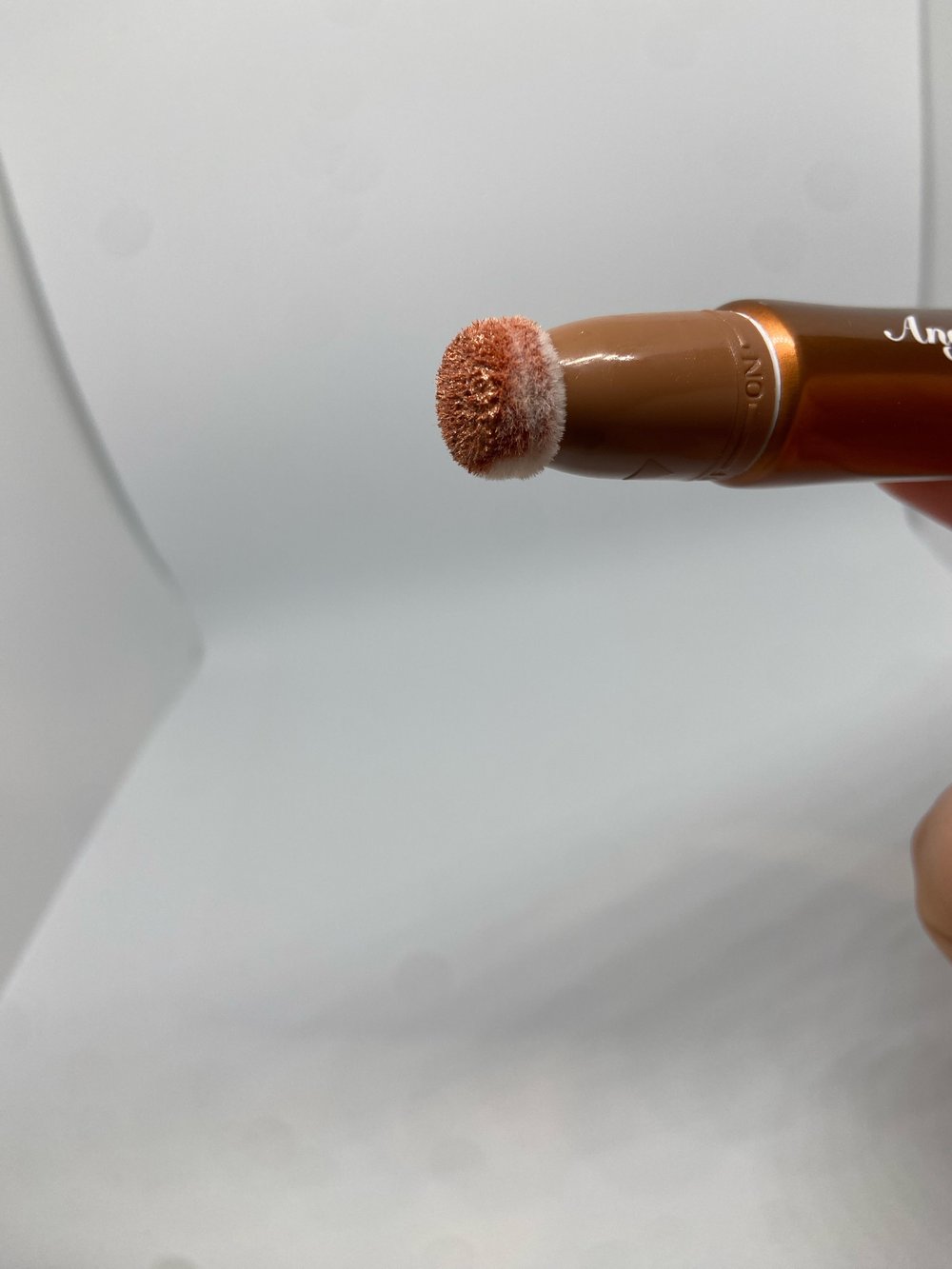 Image of Rose gold liquid highlighter