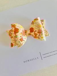 little retro bow 