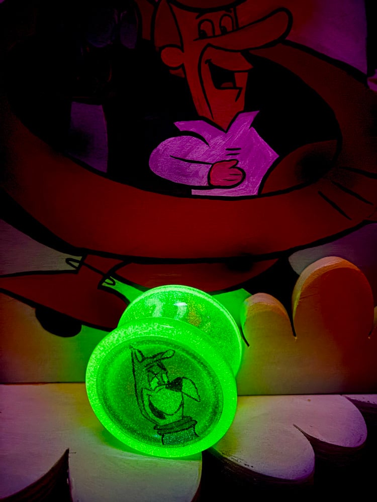 Image of Jetsons Duncan Freehand GLOW Yo-Yo with Custom Display