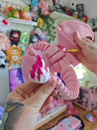 Image 3 of Charizard rosa XL