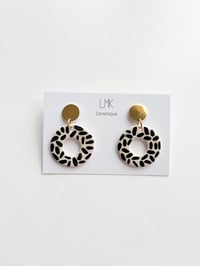 Paire de boucles d'oreilles céramique RONDA PERCA PM riz