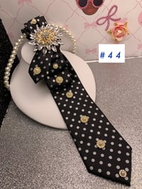 Image 19 of Classy Diva Tie Necklace