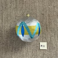 Image 13 of Round Metallic Retro Ornaments