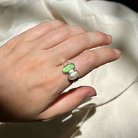 Image 1 of GREEN/PEARL SIREN RING (N½)
