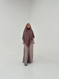 Image 2 of Mauve crepe khimar