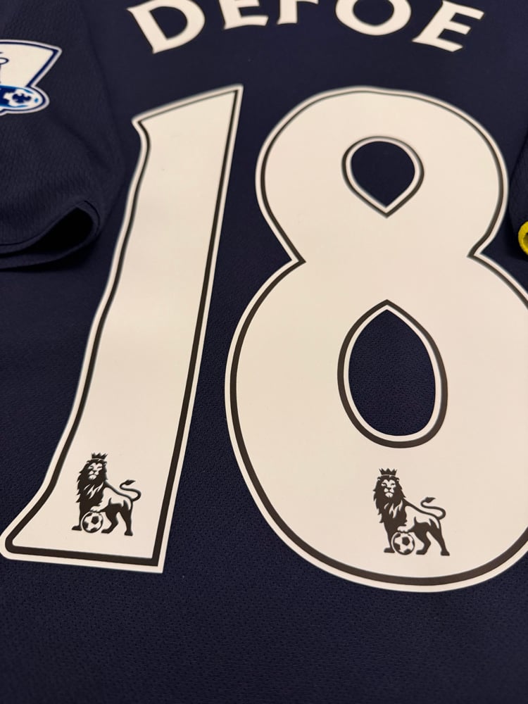 Image of Tottenham Hotspur “DEFOE 18” 2009/10 Away Shirt + PL patches (M)