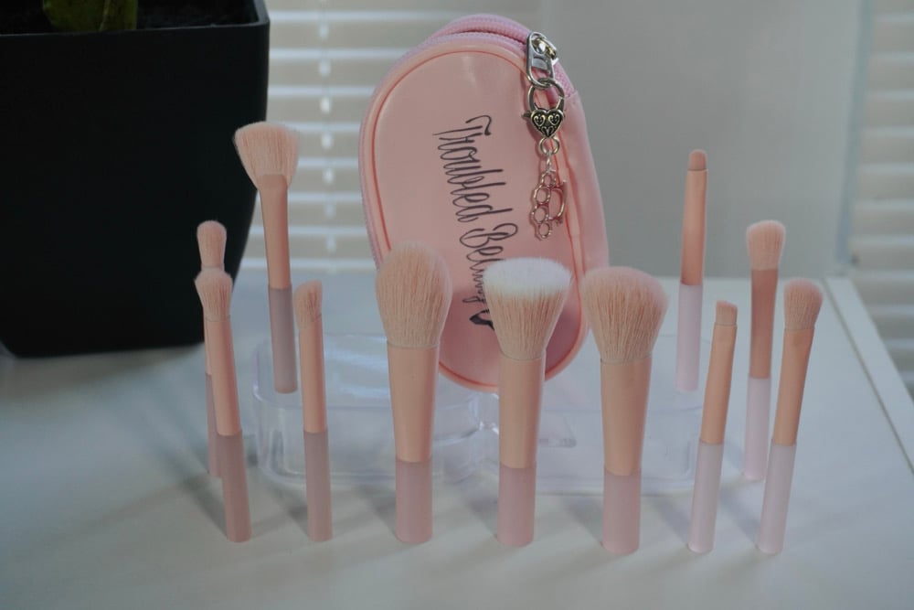 Image of Troubled Mini Travel Makeup Brush Kit