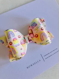 ice cream bow 