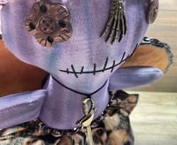 Image 2 of Oplilliea