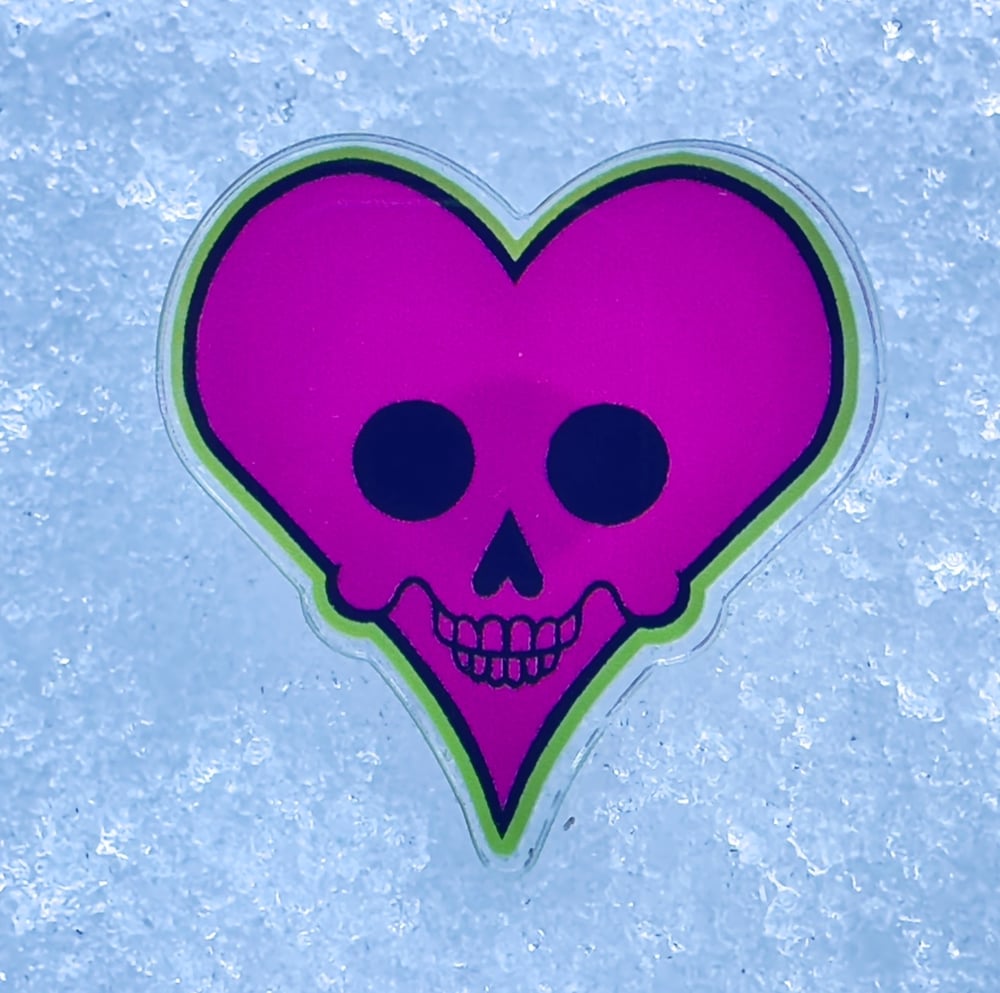 Skullheart Pin