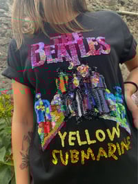Image 2 of The Beatles. Bordada a man. Varias tallas! Feita por encarga.