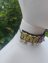 Image 5 of Festie choker -arch bead