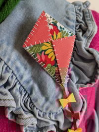 Image 3 of Liberty Kite Brooch