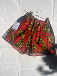 Short rouge et noir 