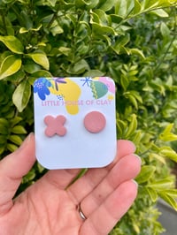 Image 1 of KISS ME STUDS - Dusty pink 