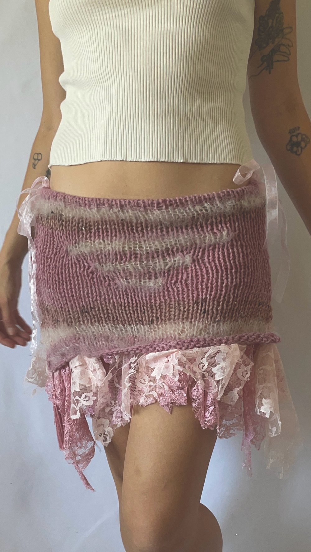 Lace and Shape Pink Skirt