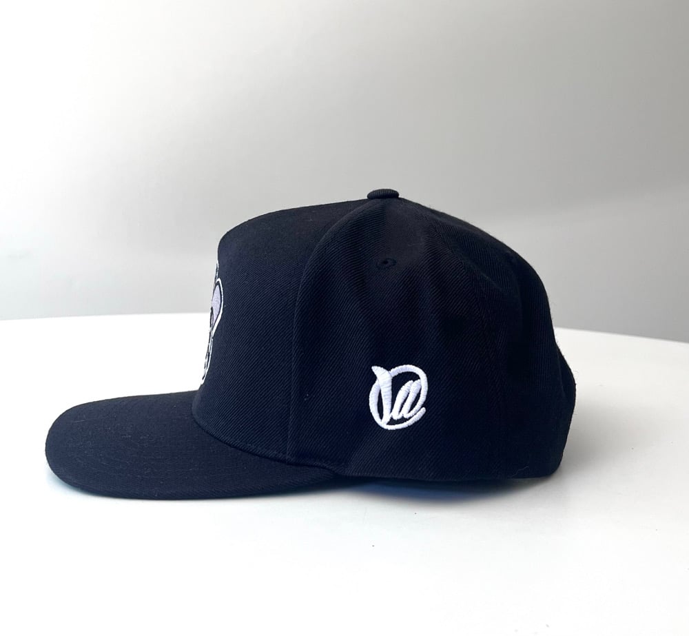 Image of @ La x Felix