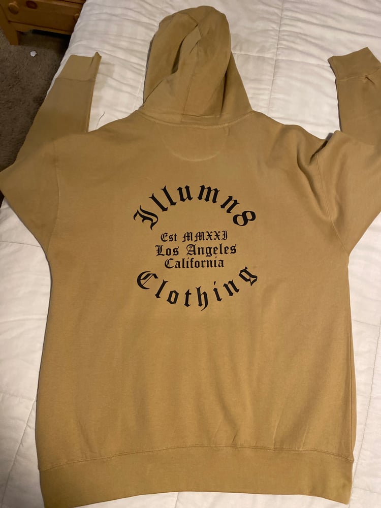 Image of illumn8 old English Black and Tan