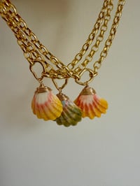Image 8 of Chunky links necklace - with sunrise shell