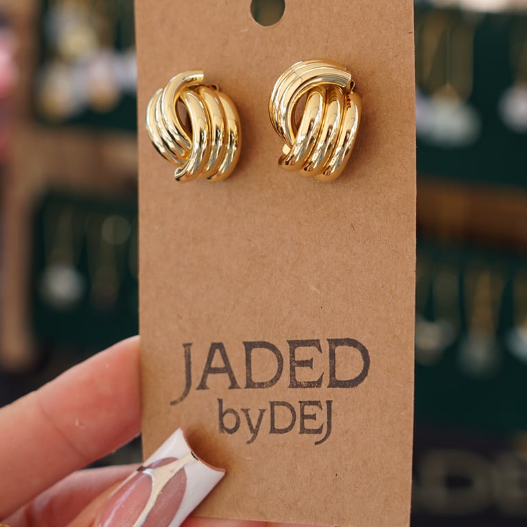 knotted earring studs Image 2