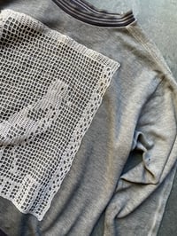 Image 4 of Bird sweatshirt