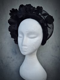 Image 3 of 'Amy' in Black