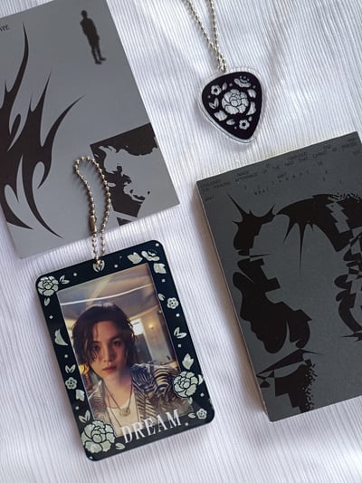 Image of DREAM Photocard Holder