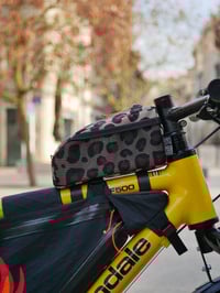 Image 4 of Sacoche top-tube léopard
