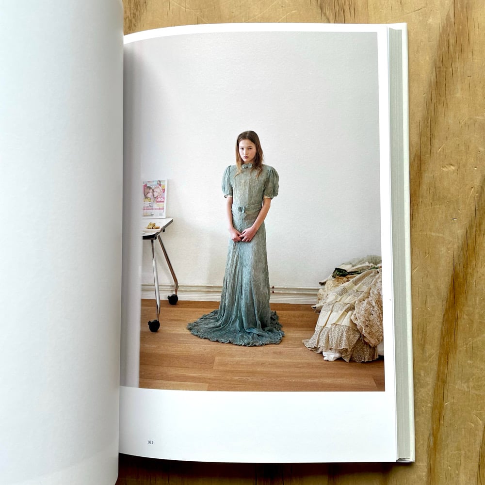 Alec Soth - The Space Between Us | Photobook Junkies