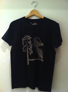 Image of te' / Pelican t-shirt in Black