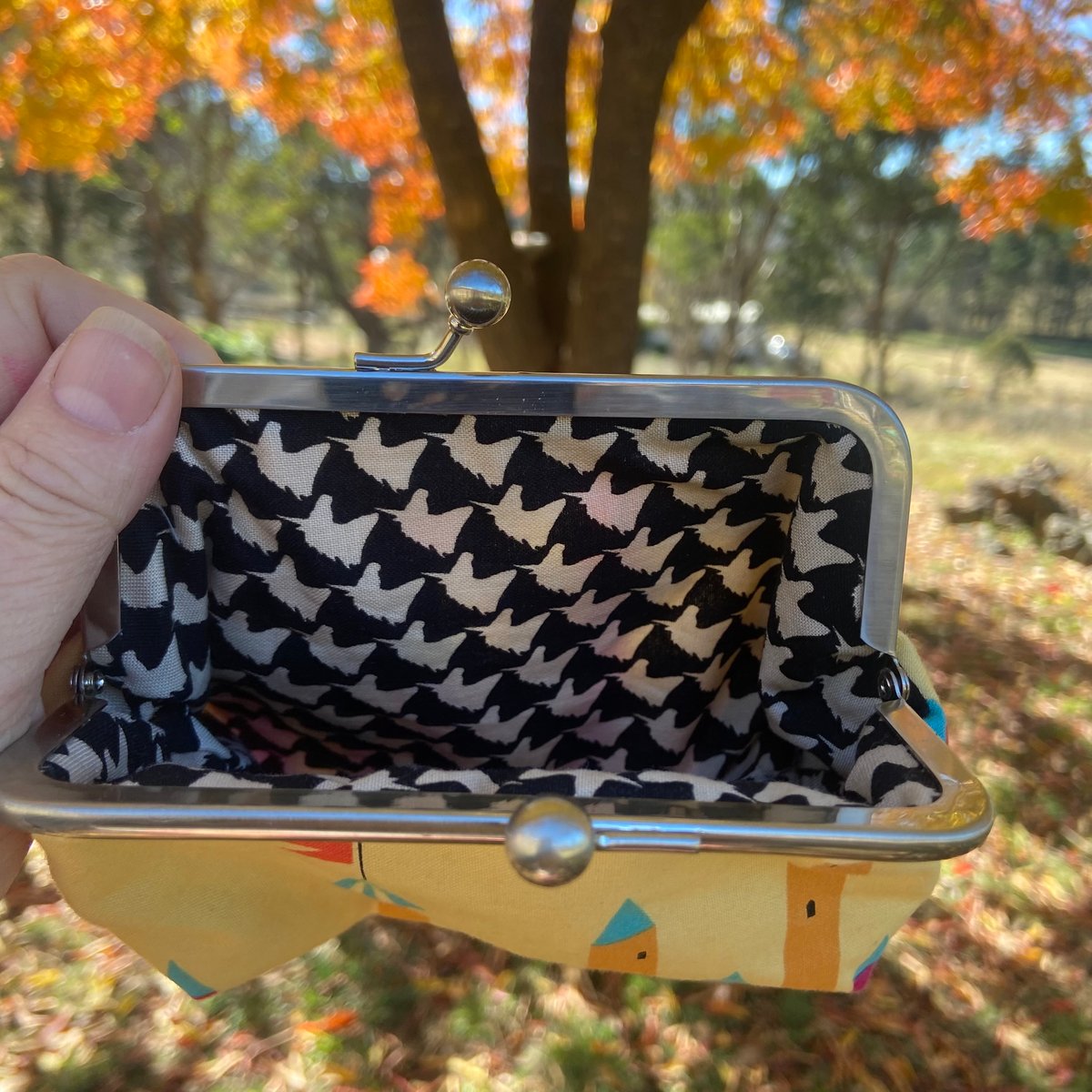 Image of Peck Clutch - Turrets