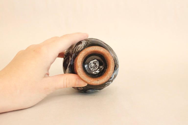 Blushy dragon goblet (minor cosmetic crack) Image 5