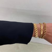 Image 4 of SMASHED ELEGANCE BRACELET