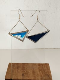 Image 3 of Boucles d'oreilles Tiffany cyanotype sur verre