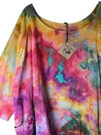 Image 7 of 3X PLUS 100% Cotton Forager Top in Tropical Watercolor Ice Dye