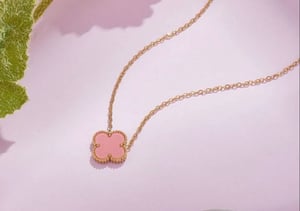 Clover necklace 