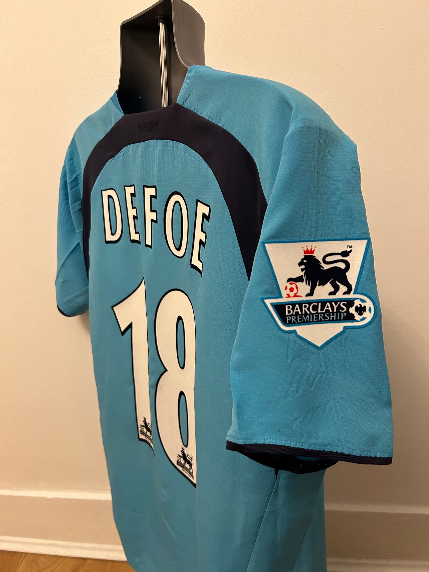 Image of Tottenham Hotspur “DEFOE 18” 2006/07 Away Shirt + PL patches (L)