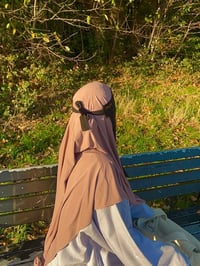 Image 1 of LIQUID JERSEY HIJAB — MAUVE NURA