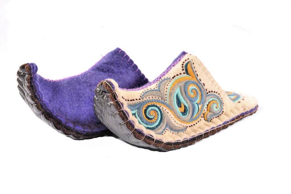 Image of 100% natural wool felted slippers, home slippers, eco-friendly shoes