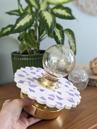 Image 2 of Lampe terrazzo violet
