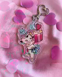 Image 2 of Cupcake Keychain