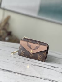 Image 15 of Lou small wallets (click to browse)