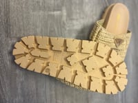 Image 4 of Pradà Woven Slides