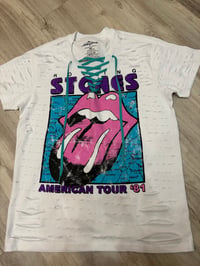 Medium pink tougue lace destroyed